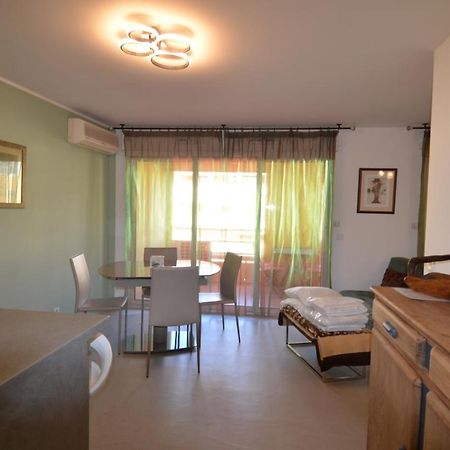 Appartement 3 Personnes Avec Coin Nuit Avec Terrasse Et Parking Quartier Du Port De Nice Bagian luar foto