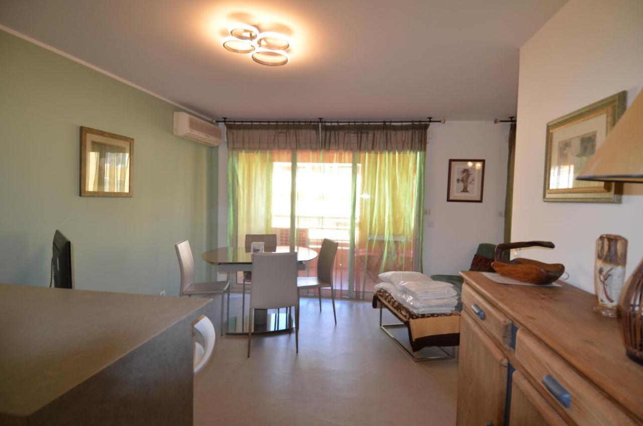 Appartement 3 Personnes Avec Coin Nuit Avec Terrasse Et Parking Quartier Du Port De Nice Bagian luar foto