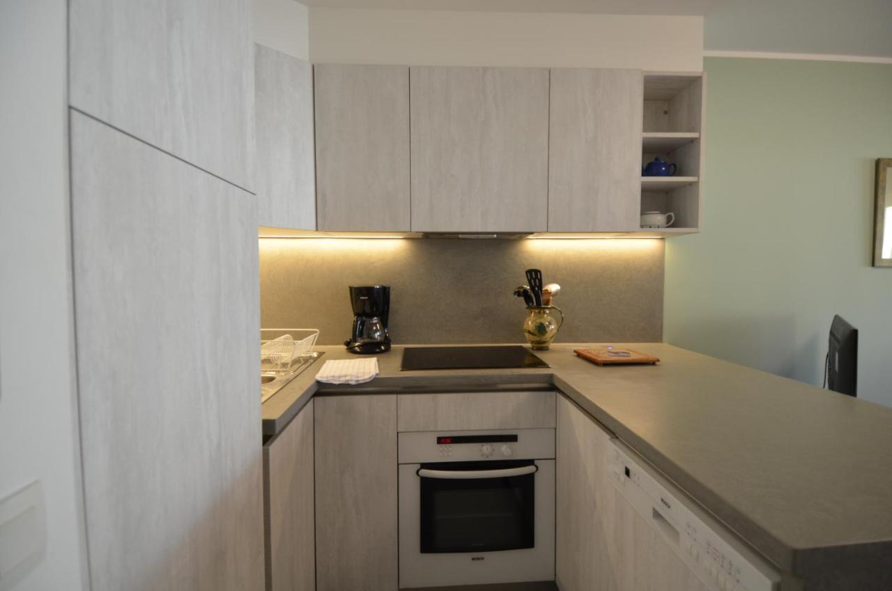 Appartement 3 Personnes Avec Coin Nuit Avec Terrasse Et Parking Quartier Du Port De Nice Bagian luar foto